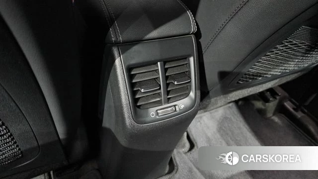 Kia The New Niro id 4268353 из Кореи 22