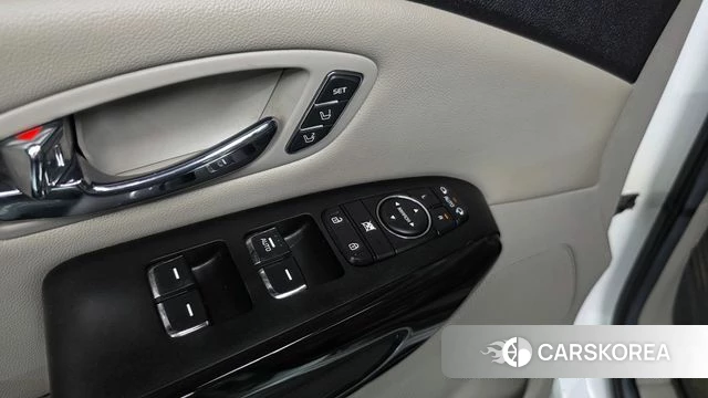 Kia The New Carnival id 4568725 из Кореи 22