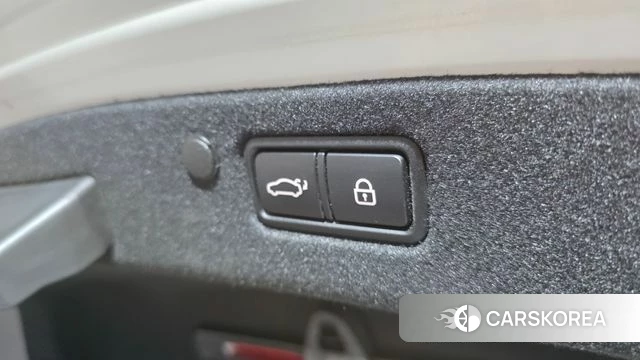 Hyundai The New Grandeur IG Hybrid id 4445213 из Кореи 22