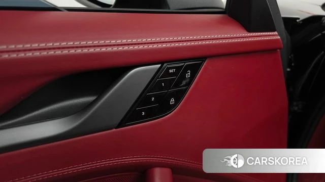 Porsche 911(992) id 4542479 из Кореи 22
