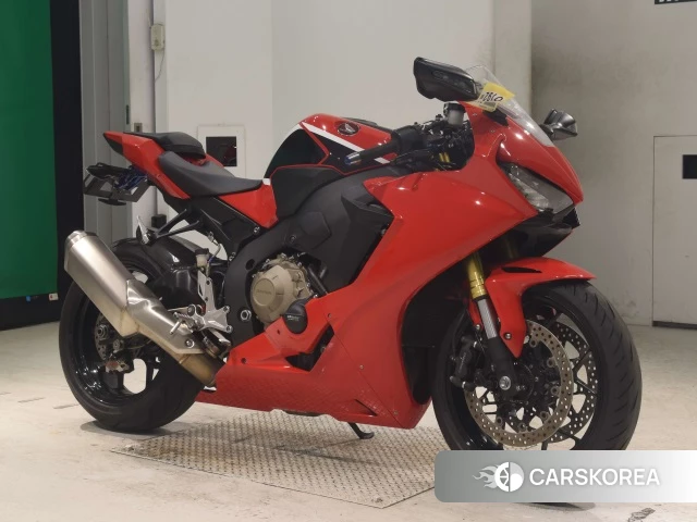 Проданный Honda CBR1000RR id 4199151 из Японии, фото 22