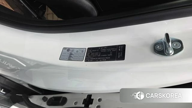 Kia The New Carnival 4th Generation id 4230020 из Кореи 22