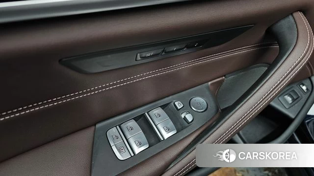 BMW 5 Series (G30) id 4533875 из Кореи 22