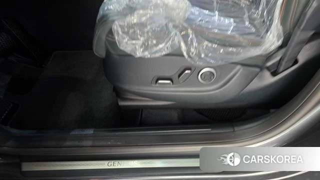 Genesis GV70 id 4676982 из Кореи 22