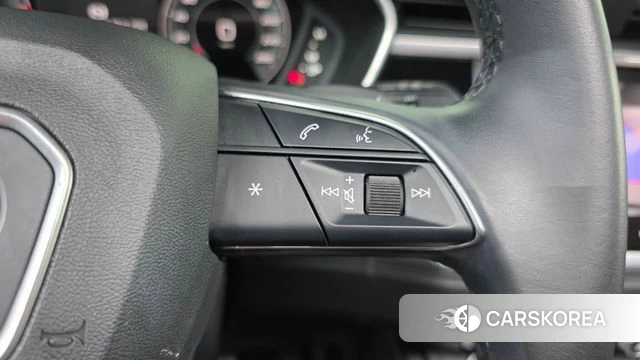 Audi Q3 (F3) id 4549883 из Кореи 22