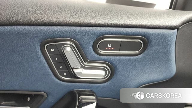 Mercedes-Benz A-Class W177 id 4351002 из Кореи 22