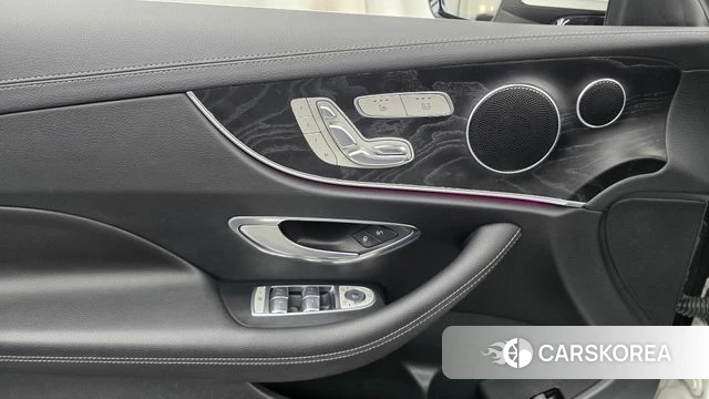 Mercedes-Benz E-Class W213 id 4318081 из Кореи 22
