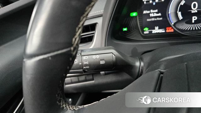 Lexus UX250h id 4250673 из Кореи 22