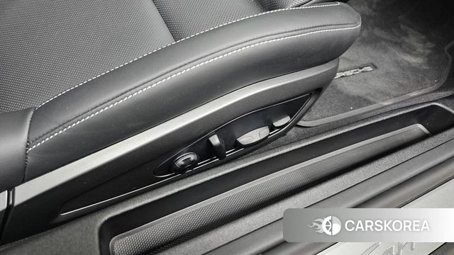 Porsche 911(992) id 4700993 из Кореи 22