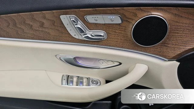 Mercedes-Benz E-Class W213 id 4224642 из Кореи 22