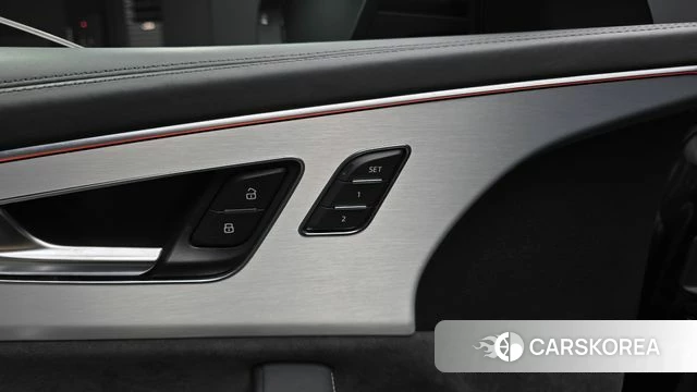 Audi Q8 (4M) id 4481162 из Кореи 22