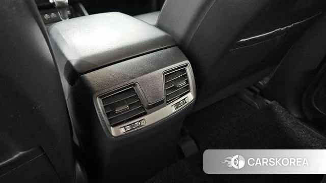 Ssangyong The New Rexton Sports Cannes id 4444840 из Кореи 22