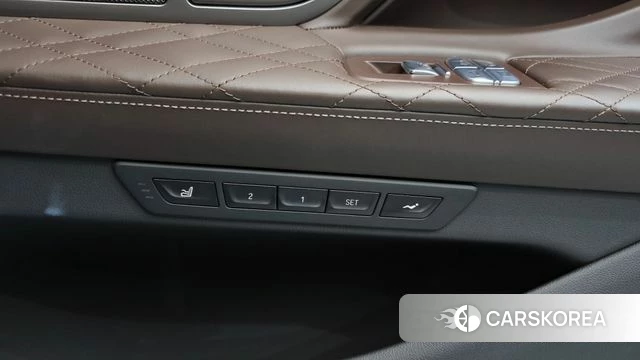 BMW 7 Series (G11) id 4423599 из Кореи 22
