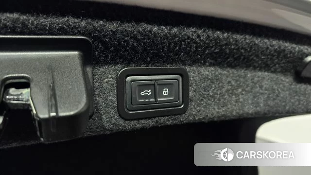 Audi A6 (C8) id 4224608 из Кореи 22