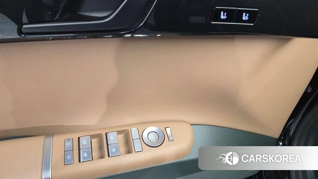 Hyundai Grandeur (GN7) id 4292675 из Кореи 22