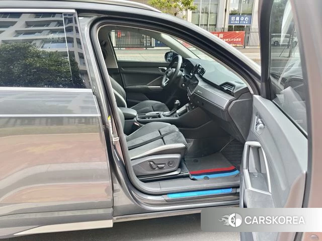 Audi Q3 id 4273764 из Китая 22