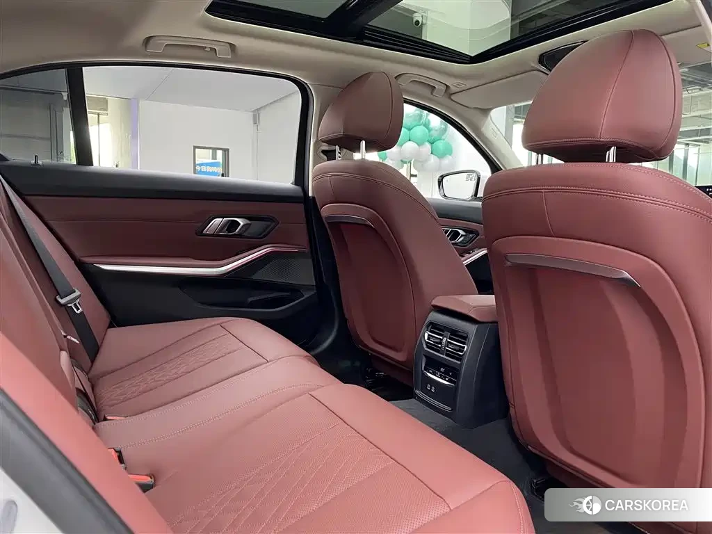 BMW 3 series id 4570731 из Китая 22