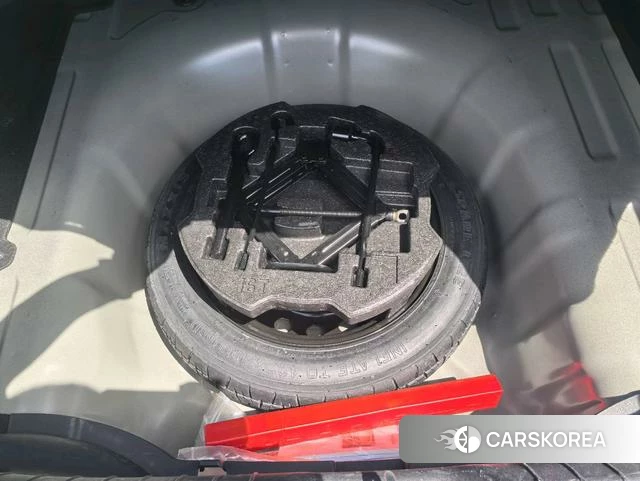 Hyundai Elantra id 4291365 из Китая 22