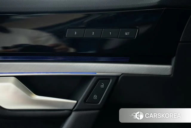 Volkswagen Touareg id 4217365 из Китая 22