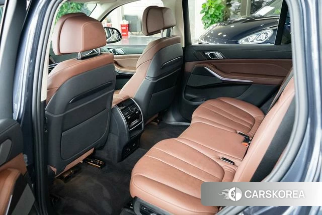 BMW X7 id 4217397 из Китая 22