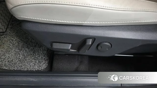 Kia Di Ol Nu Niro id 4231027 из Кореи 22