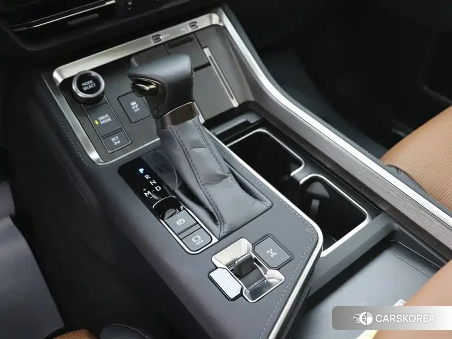 Lexus GX id 4629507 из Китая 22