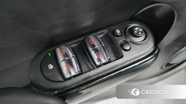 Mini Cooper id 4702429 из Кореи 22