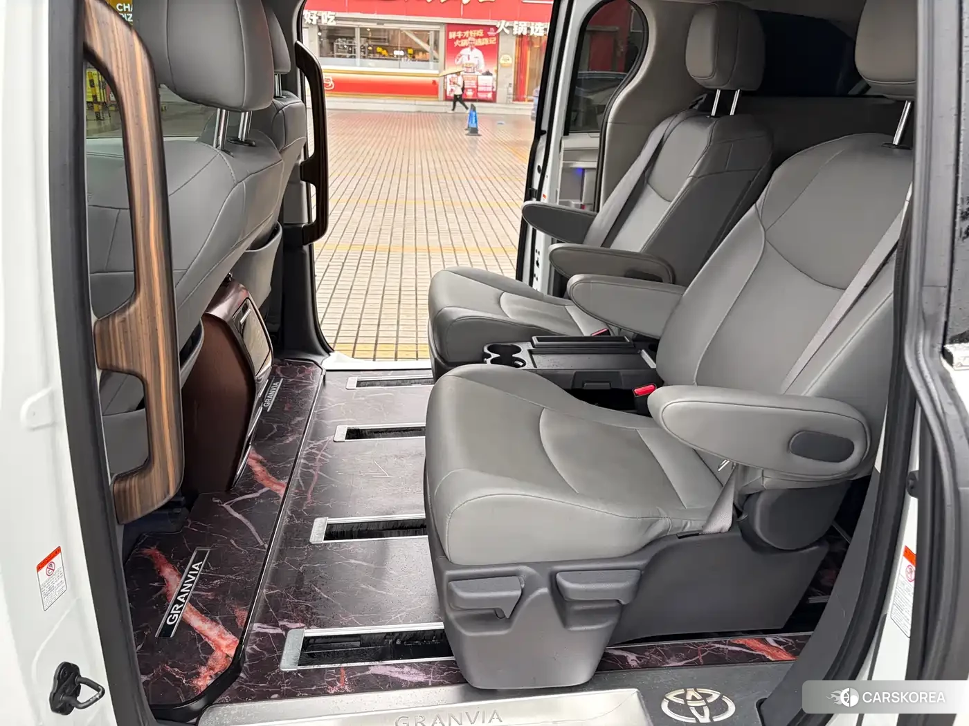 Toyota Grevia id 4577577 из Китая 22