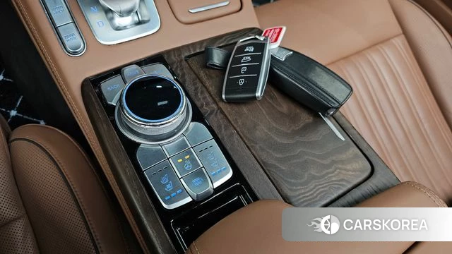 Genesis G90 id 4882368 из Кореи 22