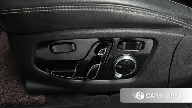 Genesis G90 id 4849691 из Кореи 22