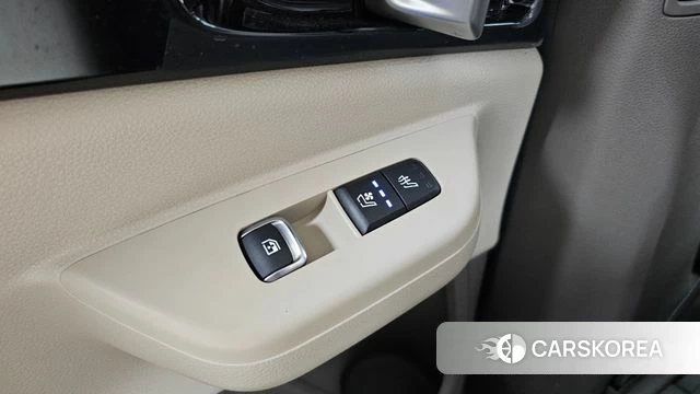 Kia The New Carnival 4th Generation id 4686430 из Кореи 22