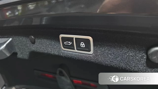 Hyundai Grandeur (GN7) id 4428226 из Кореи 22