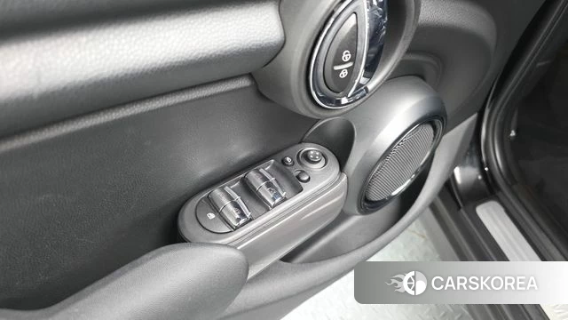 Mini Cooper id 4703036 из Кореи 22