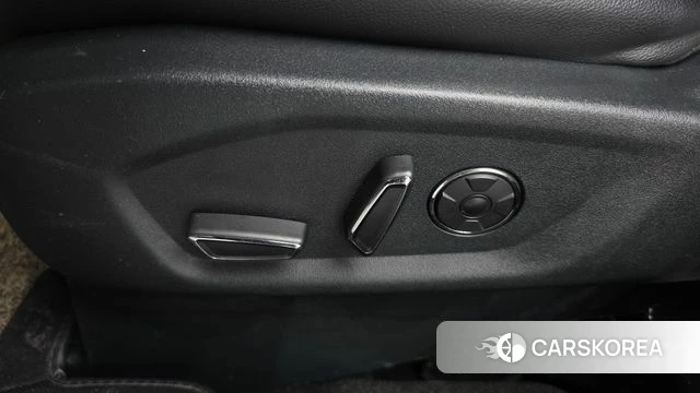 Ford Explorer id 4672622 из Кореи 22