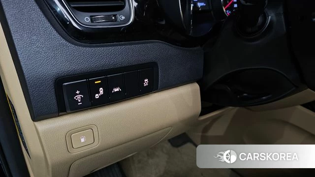 Kia The New Carnival id 4482646 из Кореи 22
