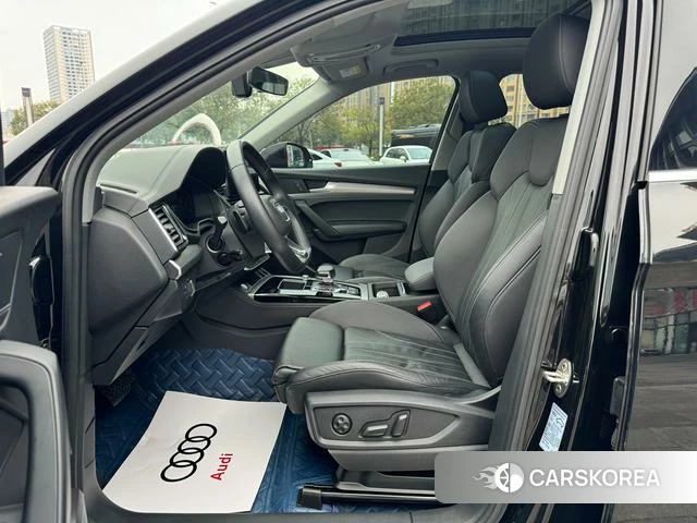 Audi Q5L id 3857939 из Китая 22