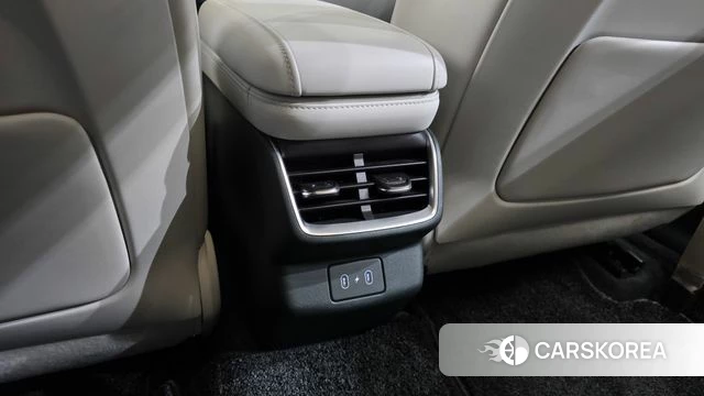 Hyundai Grandeur Hybrid (GN7) id 4681701 из Кореи 22