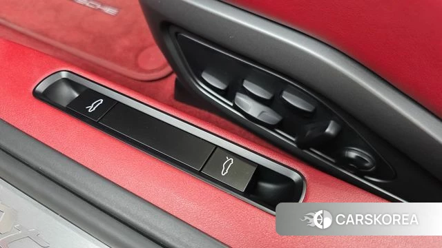 Porsche 911(992) id 4894632 из Кореи 22