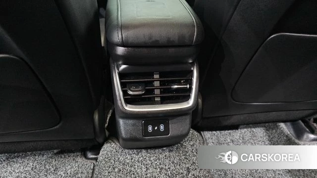 Hyundai Grandeur (GN7) id 4408638 из Кореи 22