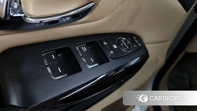 Kia The New Carnival id 4251072 из Кореи 22