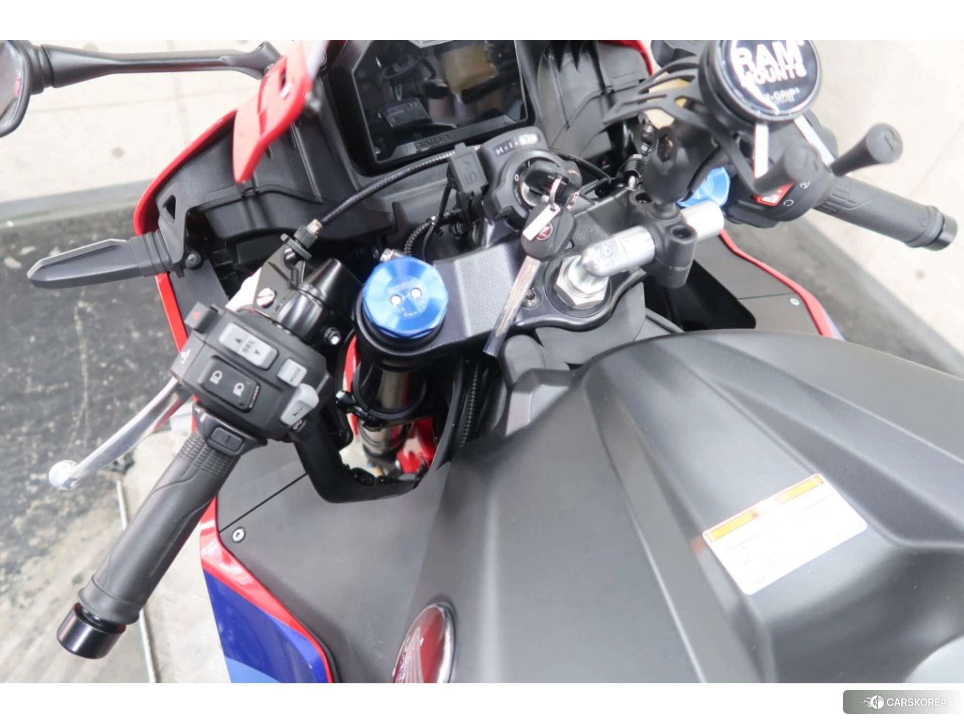 Проданный Honda CBR600RR ABS id 3947848 из Японии, фото 22