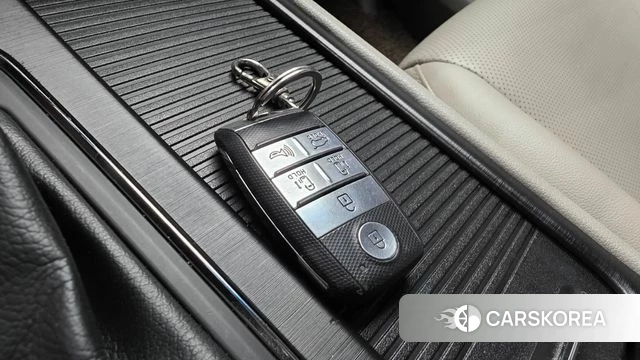 Kia All New Carnival id 4722738 из Кореи 22