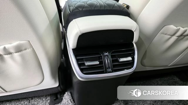 Hyundai The New Grandeur IG Hybrid id 4223913 из Кореи 22