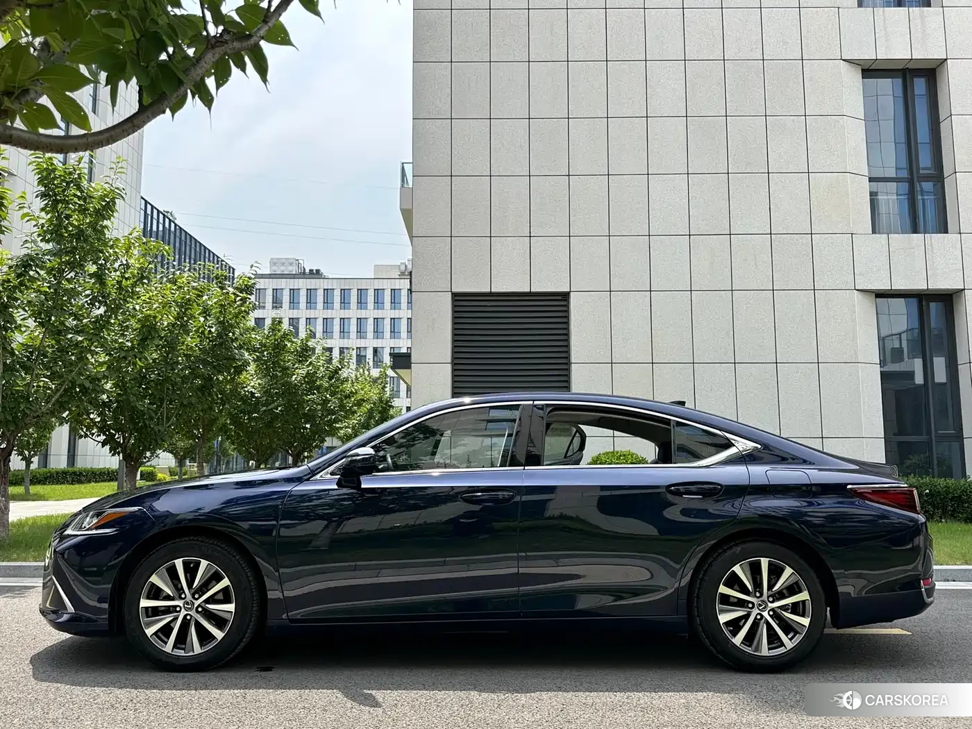 Lexus ES id 4554063 из Китая 22