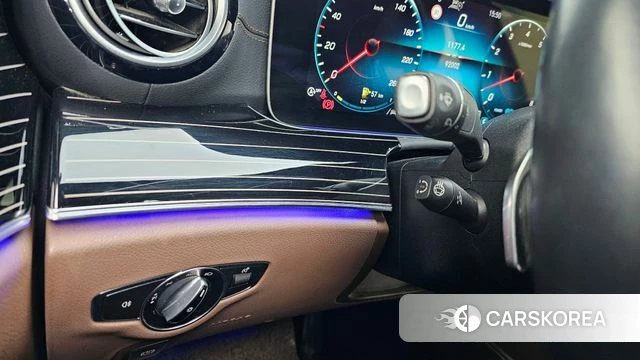 Mercedes-Benz E-Class W213 id 4224648 из Кореи 22