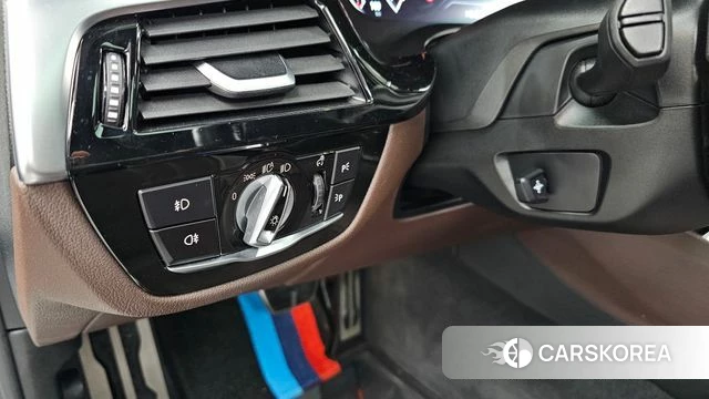 BMW 5 Series (G30) id 4794733 из Кореи 22