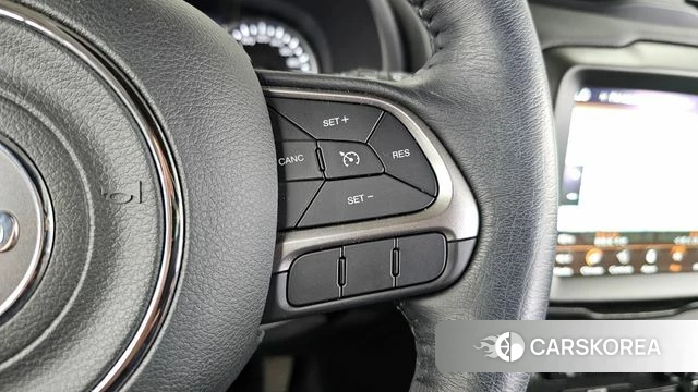 Jeep Renegade id 4636741 из Кореи 22