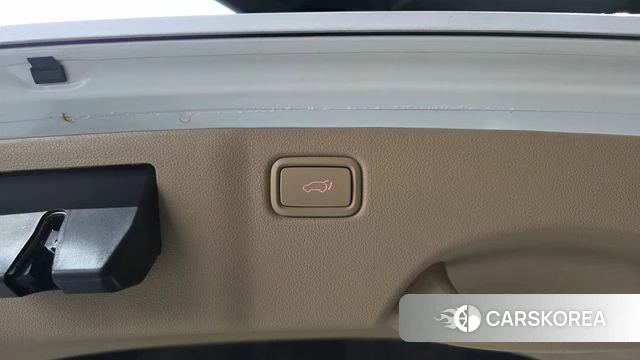 Kia All New Carnival id 4430618 из Кореи 22