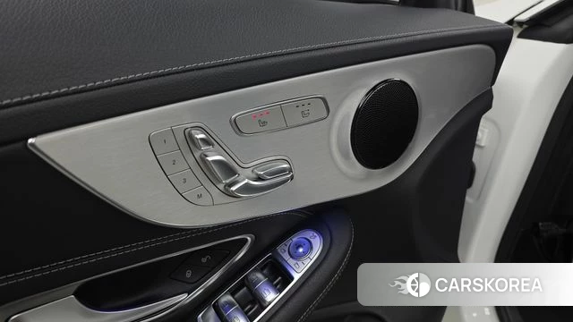 Mercedes-Benz C-Class W205 id 4506259 из Кореи 22