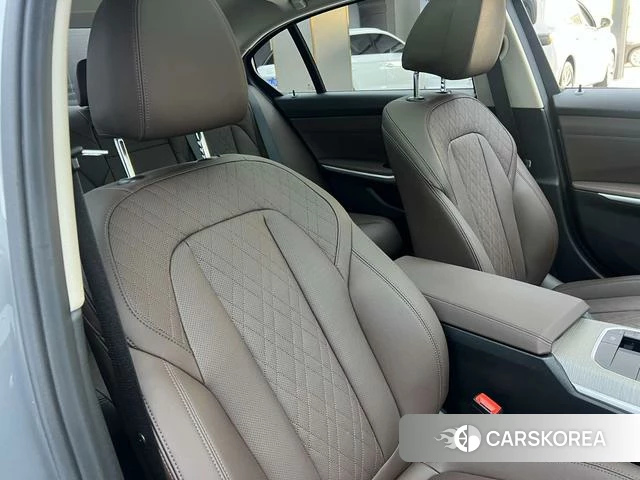 BMW 3 series id 4254014 из Китая 22
